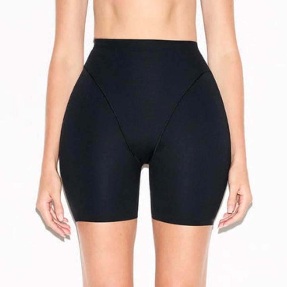 SKIMS hip and butt enhancer